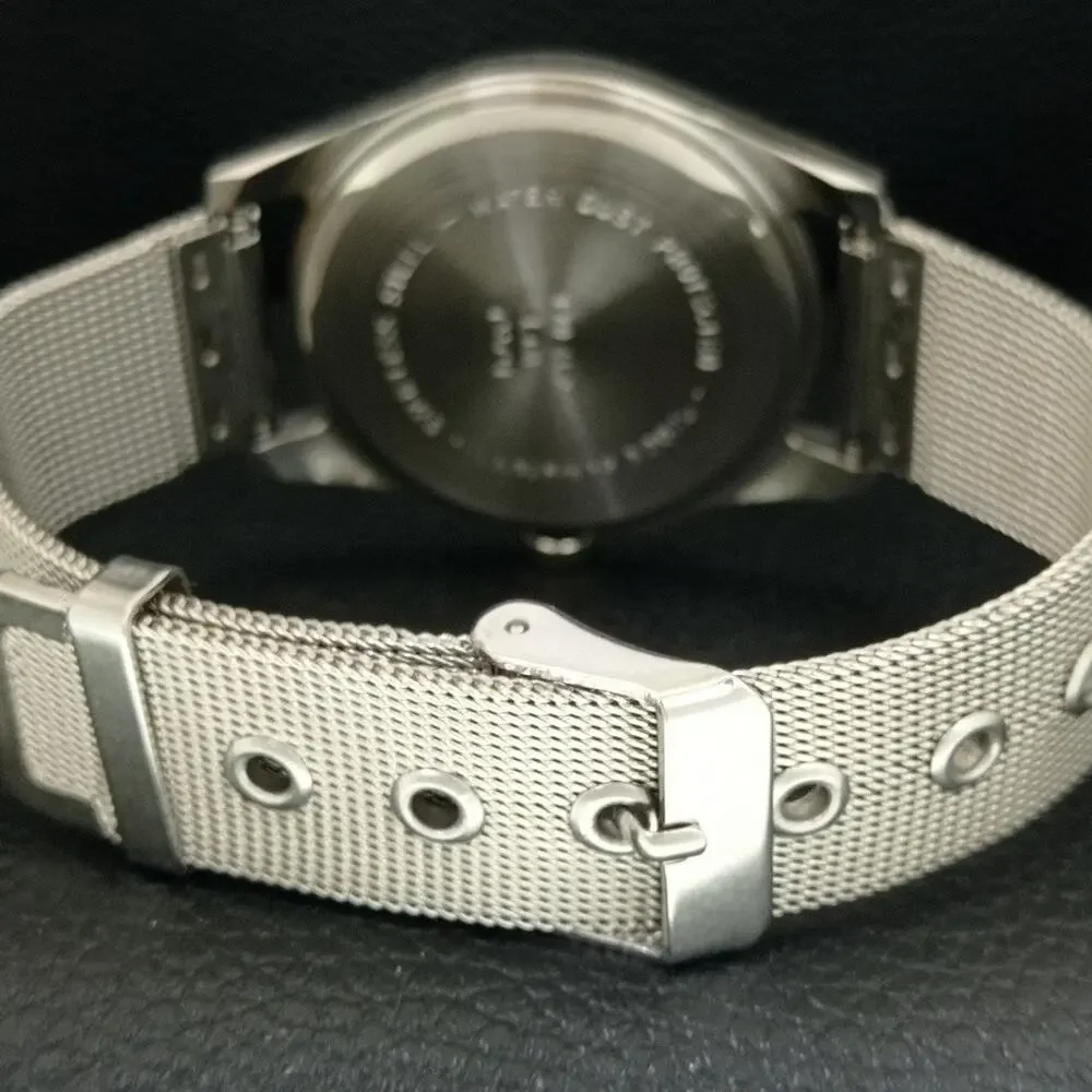 Vintage 1986 HMT Manual Wound Mens Silver Watch & Red accents